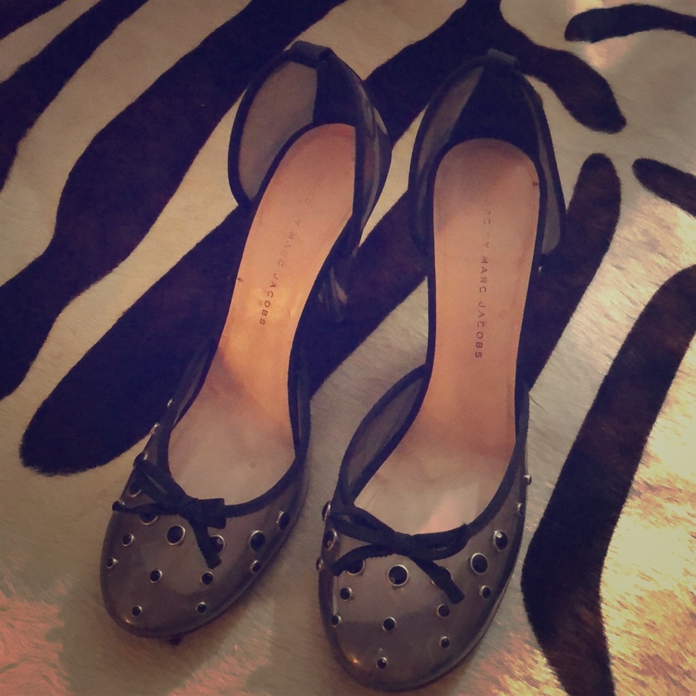 Marc Jacobs black Lucite Pumps with black gems 💎